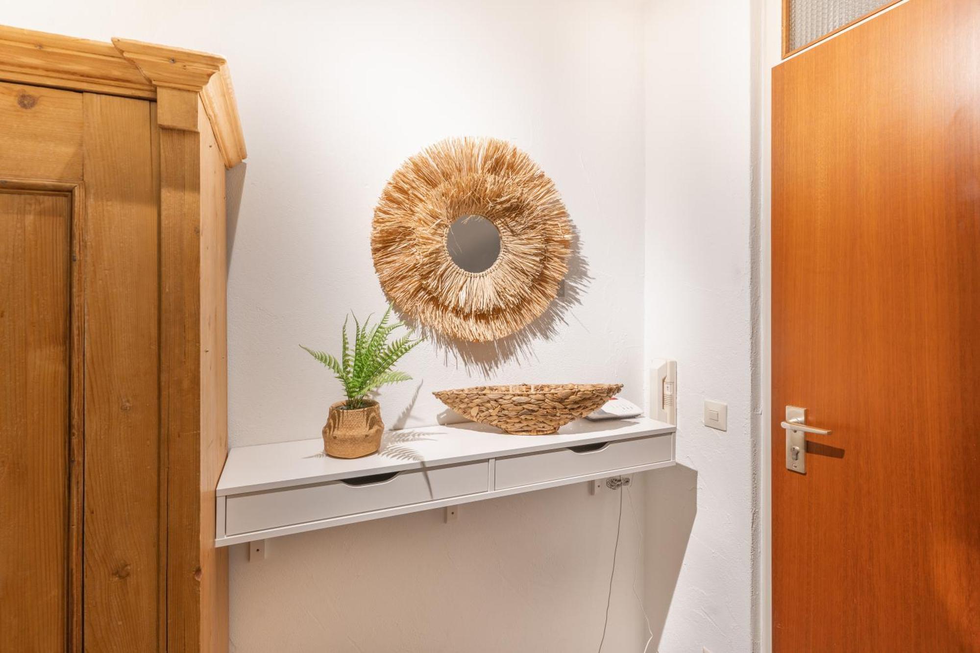Seeblick-Oase Istayunixi Seenaehe-Sauna-Balkon-Netflix-Parkplatz Ohningen Exterior photo
