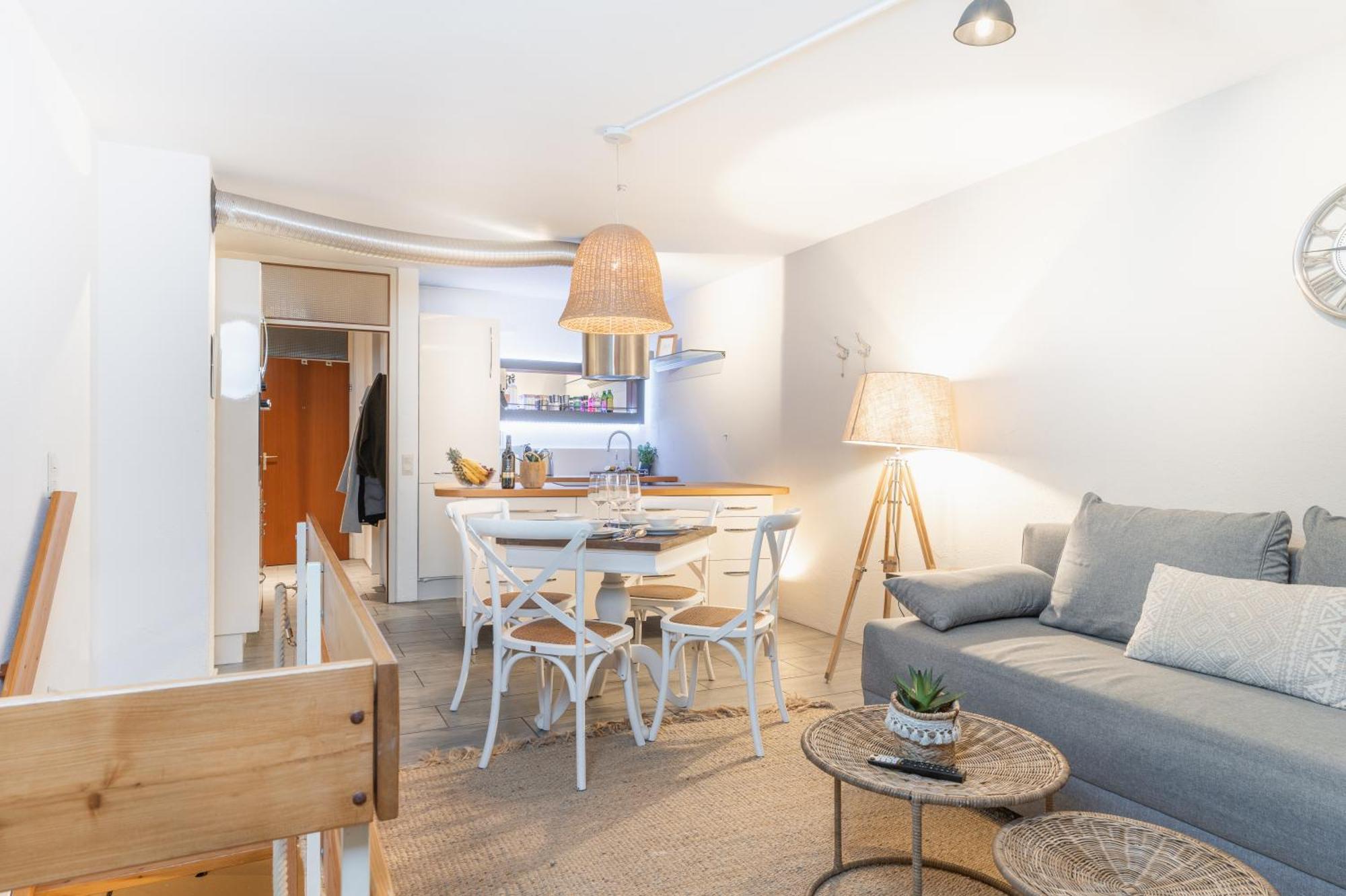 Seeblick-Oase Istayunixi Seenaehe-Sauna-Balkon-Netflix-Parkplatz Ohningen Exterior photo